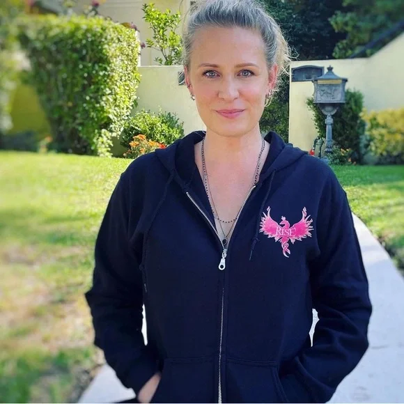 Supernatural Samantha Smith “Rise” Hoodie - Picture 6 of 6